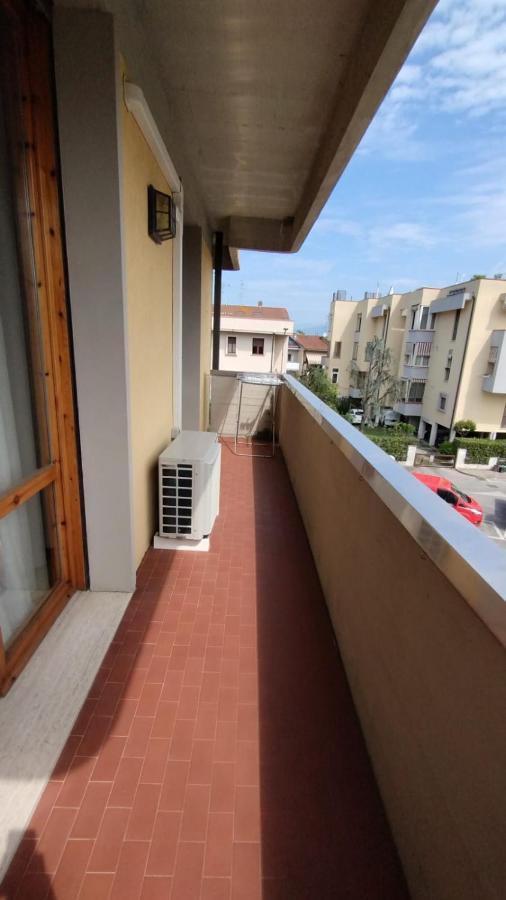 La Casa Dei Viaggiatori - Viareggio - Posto Auto Gratuito Διαμέρισμα Εξωτερικό φωτογραφία