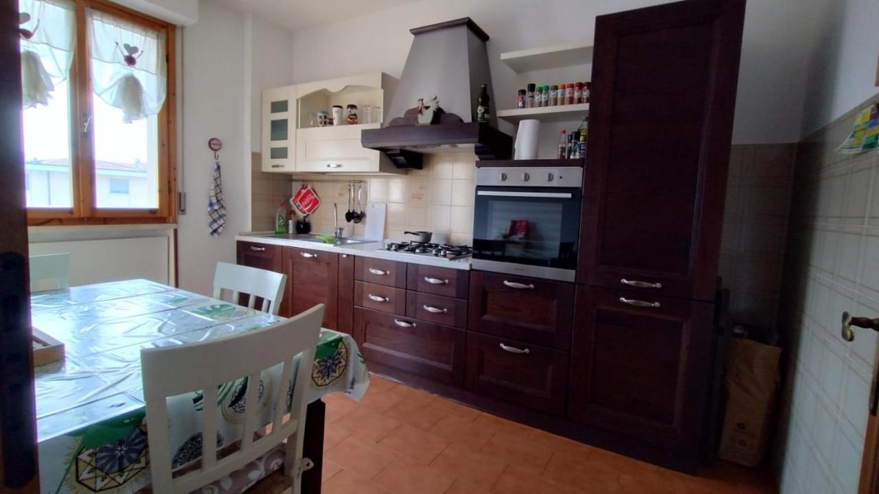 La Casa Dei Viaggiatori - Viareggio - Posto Auto Gratuito Διαμέρισμα Εξωτερικό φωτογραφία